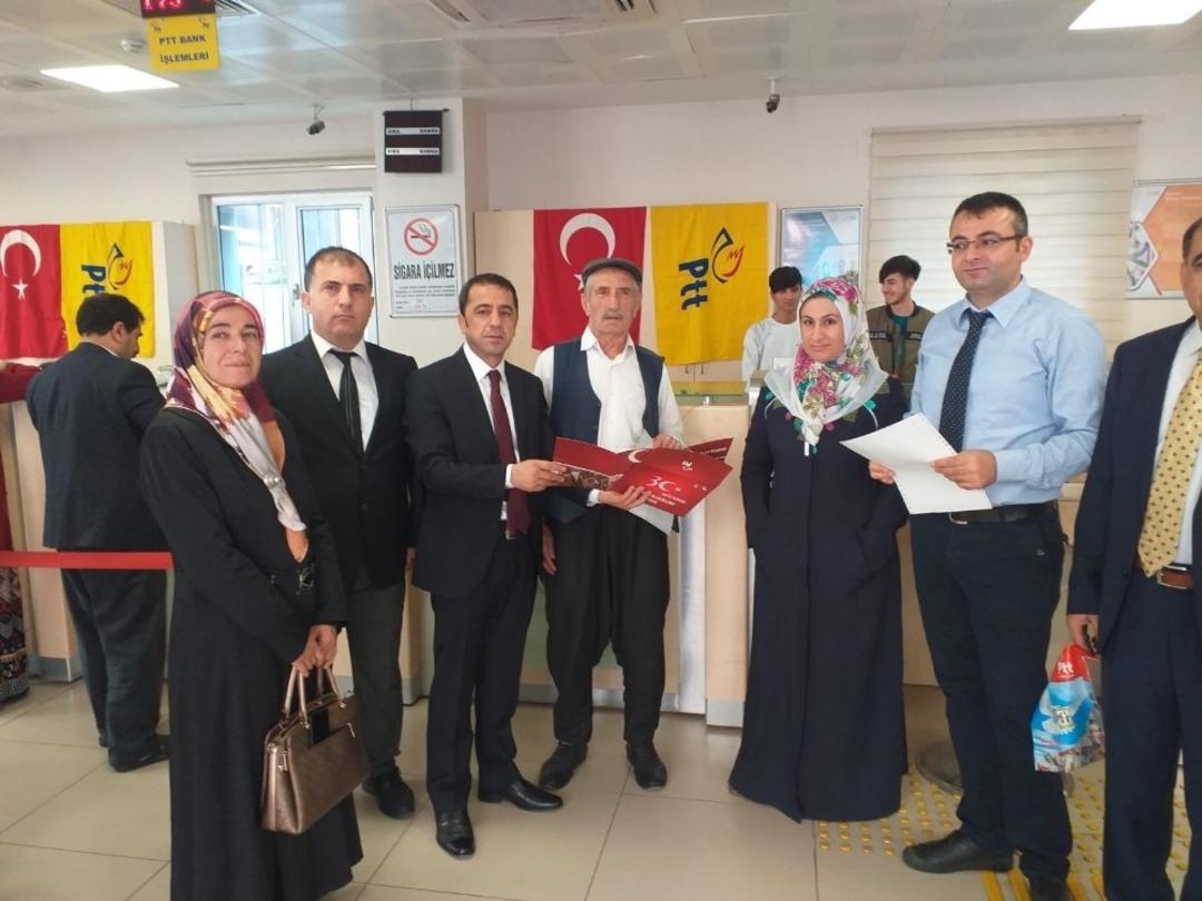 PTT&rsquo;nin 179&rsquo;uncu kuruluş yıl d&ouml;n&uuml;m&uuml;nde 179&rsquo;uncu m&uuml;şteriye hediye