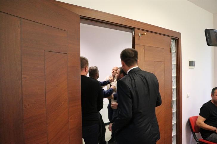 Kulübü silahla bastılar! İnanılmaz olay G3