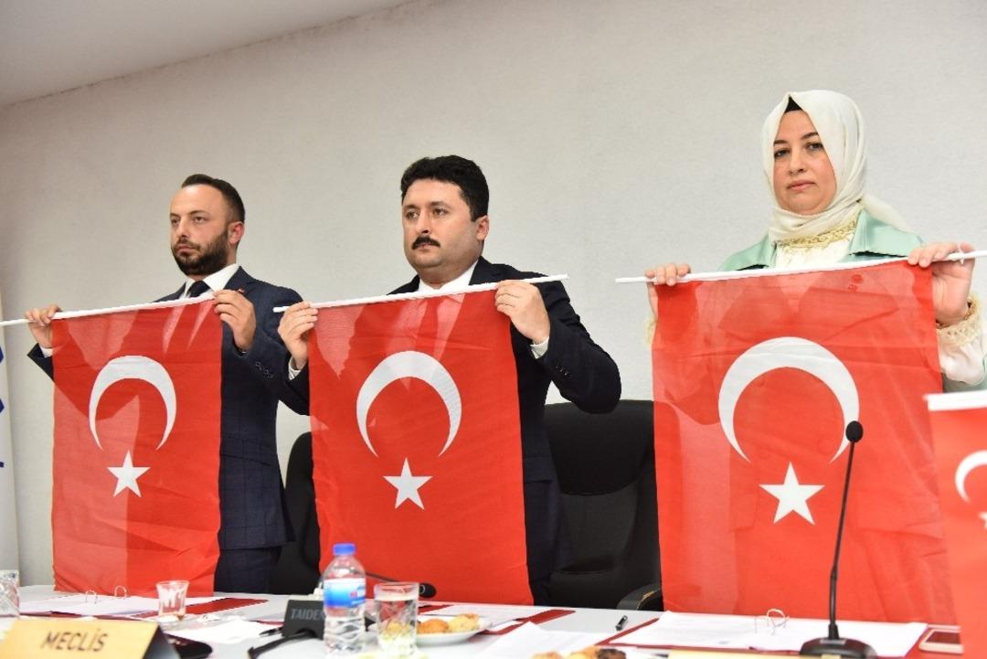 Altıeyl&uuml;l meclisi tek y&uuml;rek;