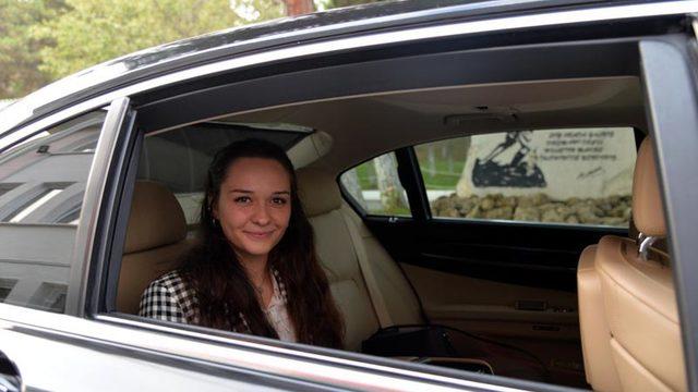 Vali koltuğunu lise öğrencisine bıraktı