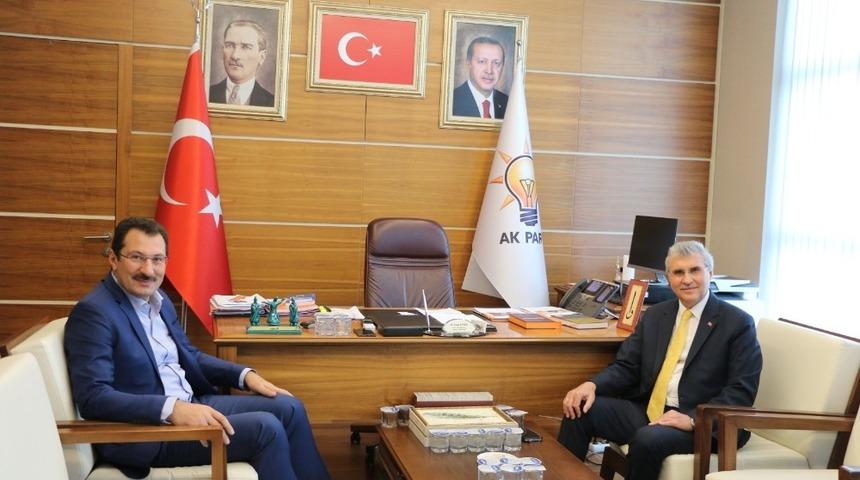 Başkan Y&uuml;ce, &ldquo;Sakarya&rsquo;nın geleceğine y&ouml;netimlerimizin hizmetleri damga vuracak&rdquo;