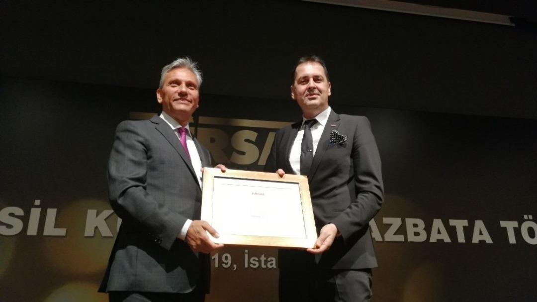 Rıza Per&ccedil;in mazbatasını aldı