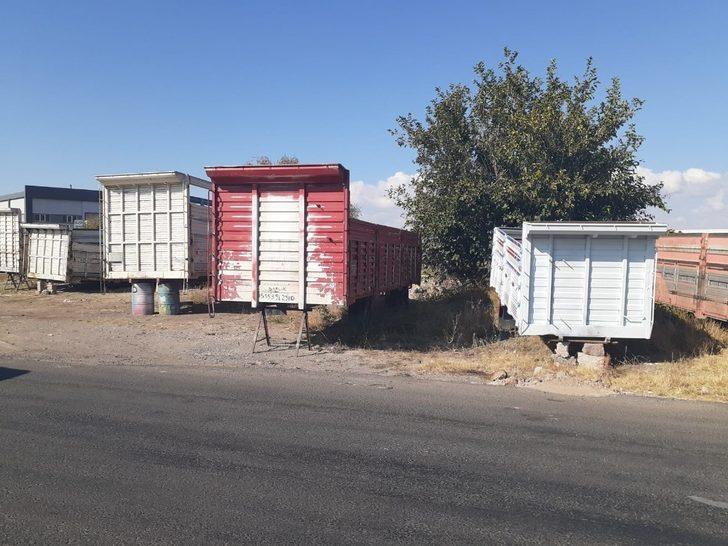 Görüntü ve çevre kirliliğine neden olan hurda araçlar kaldırılıyor G1