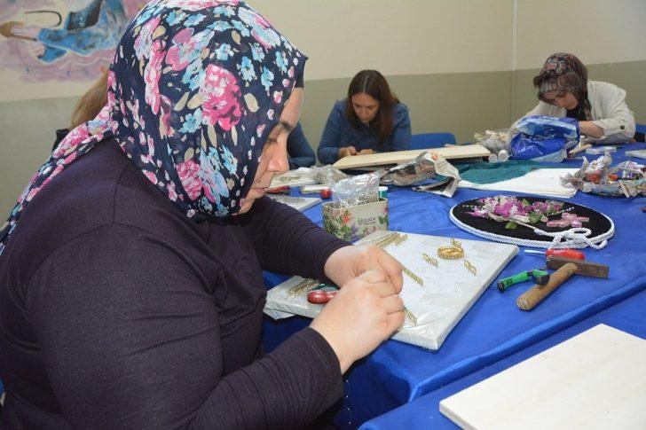 Filografi sanatını Yunusemre’de öğreniyorlar G4