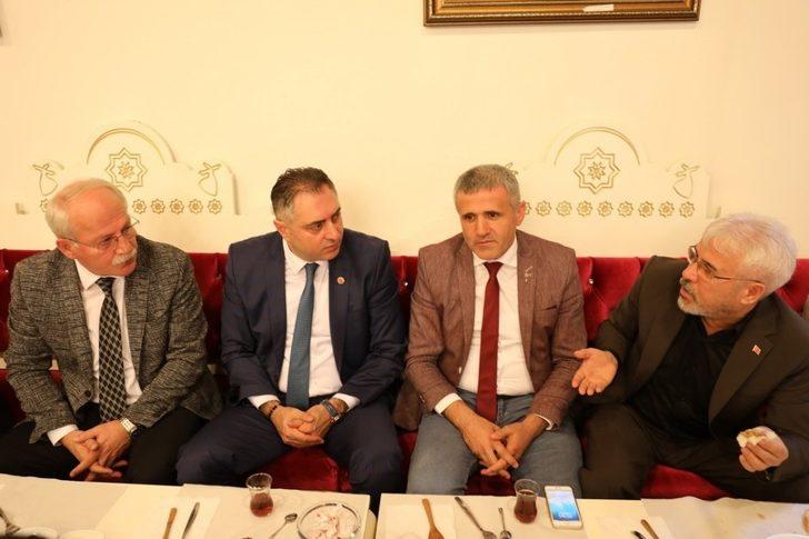 İlkadım Belediyesi şehit aileleri ve gazileri ağırladı G1