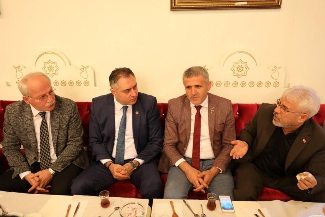 İlkadım Belediyesi şehit aileleri ve gazileri ağırladı