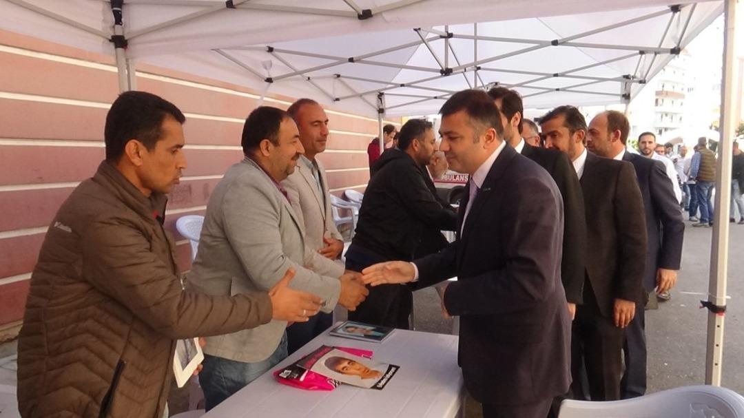 ASKON Gaziantep Şubesi&rsquo;nden HDP &ouml;n&uuml;nde evlat n&ouml;beti tutan ailelere destek ziyareti