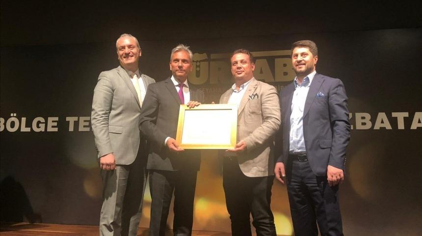 Akyıl, mazbatasını aldı