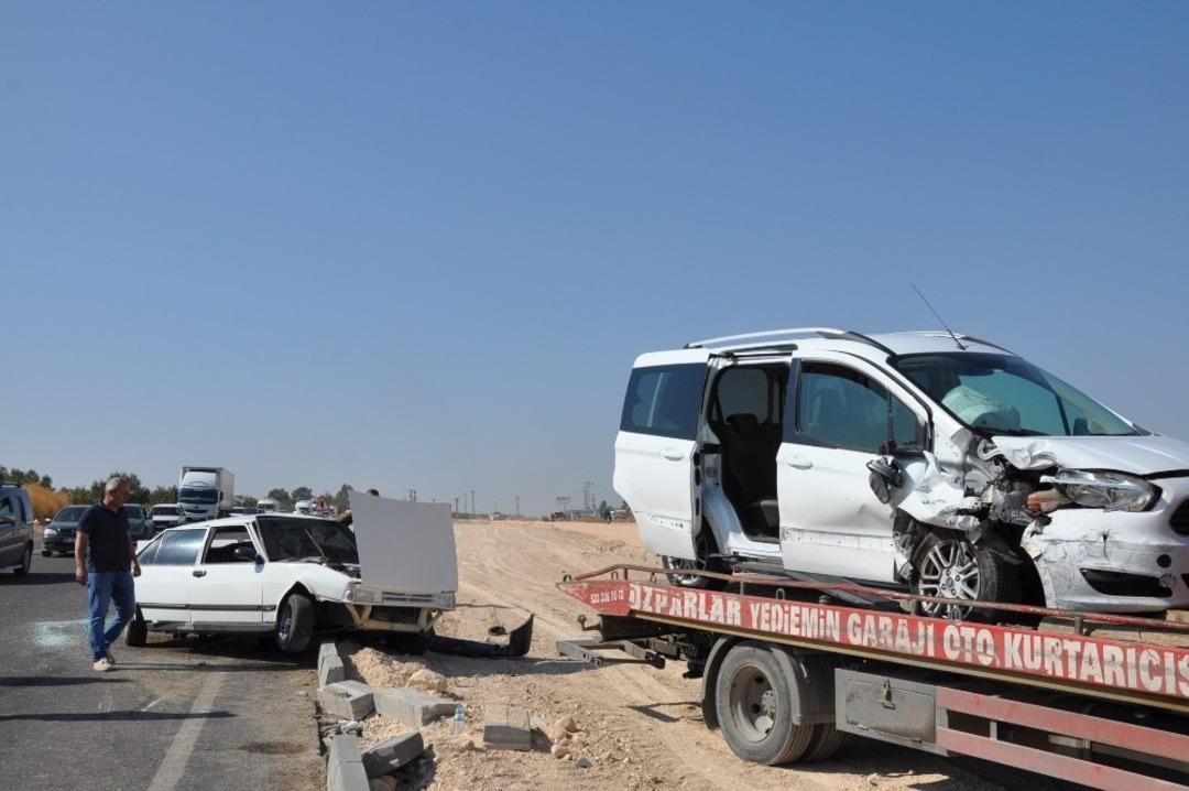 Nizip&rsquo;te trafik kazası: 3 yaralı