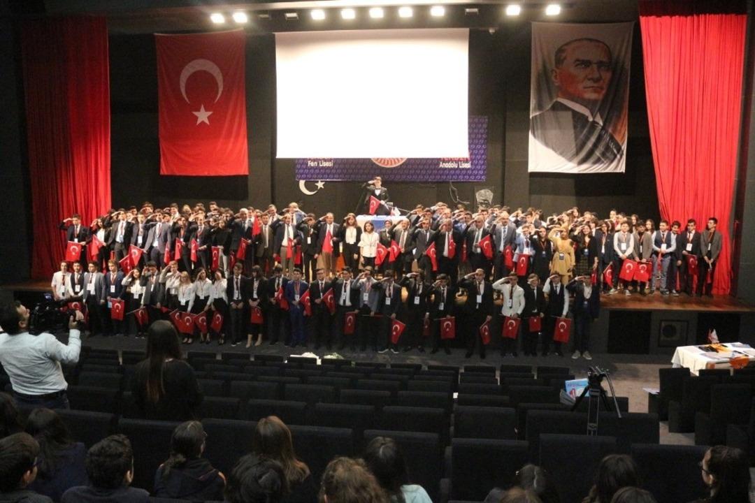 Tekden Eğitim Kurumları Y&ouml;netim Kurulu Başkanı Kemal Tekden:&rdquo;Emperyalizme boyun eğmeyen tek millet T&uuml;rk Milletidir&rdquo;