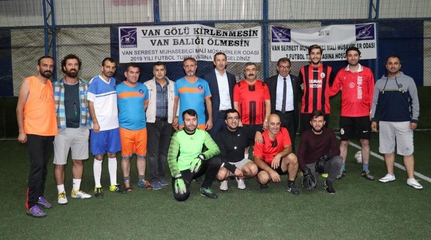 SMMMO’dan Gazeteciler Günü’ne özel dostluk maçı