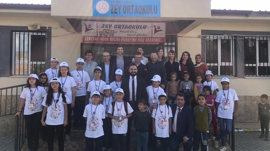 K&ouml;y okulunda bilim fuarı d&uuml;zenlendi