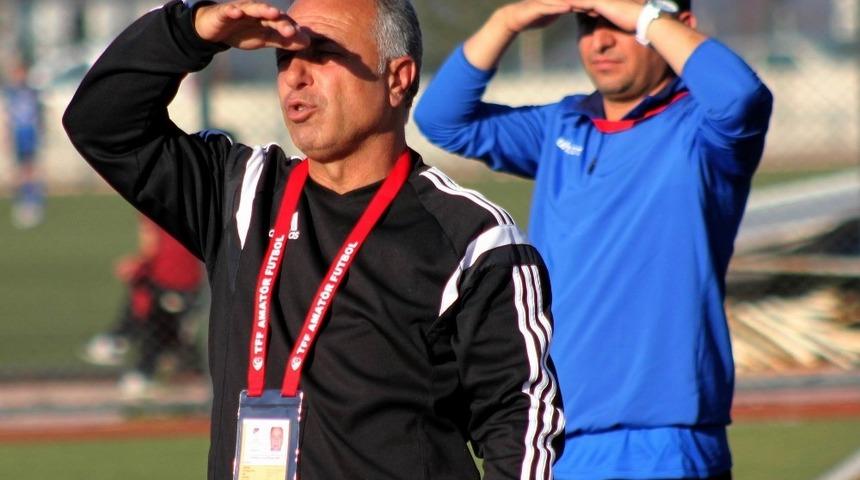 Develispor Teknik Direktörü Ahmet İzgi: “Şampiyon olmaya kararlıyız”