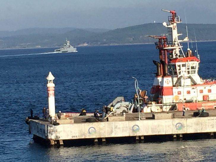 Rus savaş gemisi Çanakkale Boğazı’ndan geçti G4