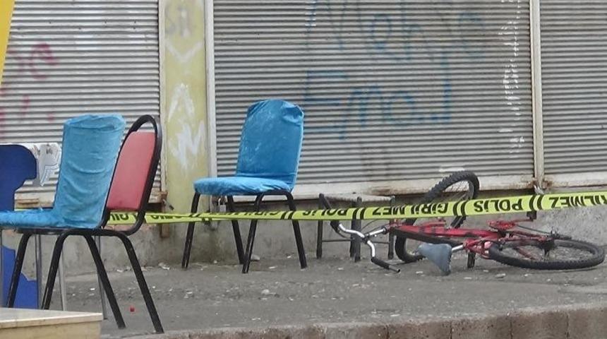 Diyarbakır&rsquo;da &lsquo;&ccedil;ayı fazla yazdın&rsquo; kavgasında ağır yaralanan gen&ccedil; hayatını kaybetti