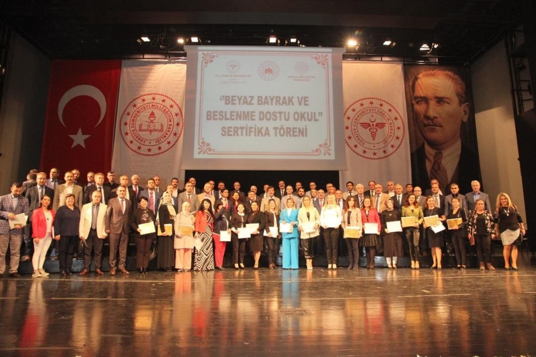 Bursa&rsquo;daki okulların &uuml;&ccedil;te biri beslenme dostu