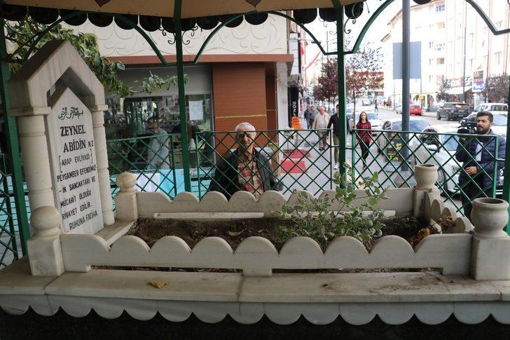 Kaldırım üzerindeki türbenin sırrı! 'Kepçe operatörü korkup kaçmış' G1