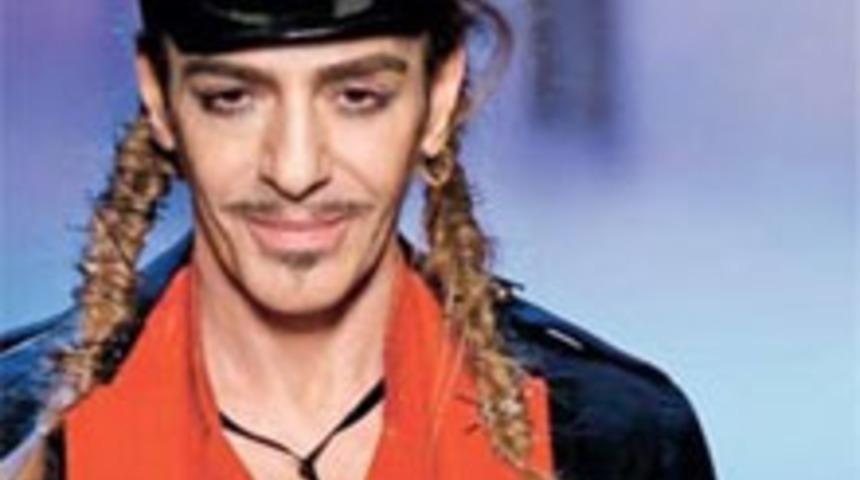 Irk&ccedil;ı Modacı Kovuldu