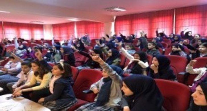 Özel misafirlerini okullarında ağırladılar G4