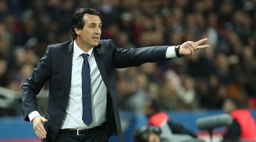 Arsenal'da Emery beklentileri karşılayamadı