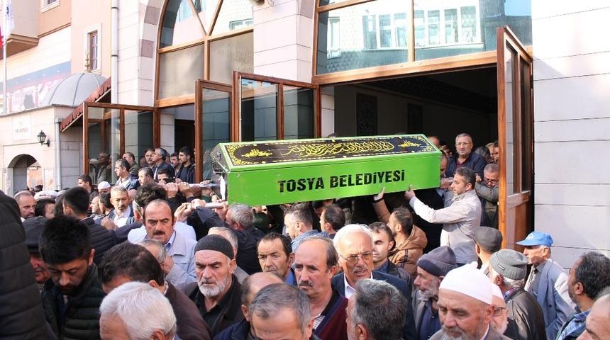 Erzurum&rsquo;da hayatını kaybeden Tosyalılar defnedildi