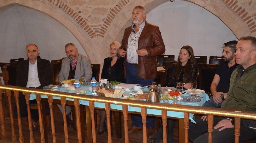 K&uuml;tahya&rsquo;da esnaflar dernek kurdu