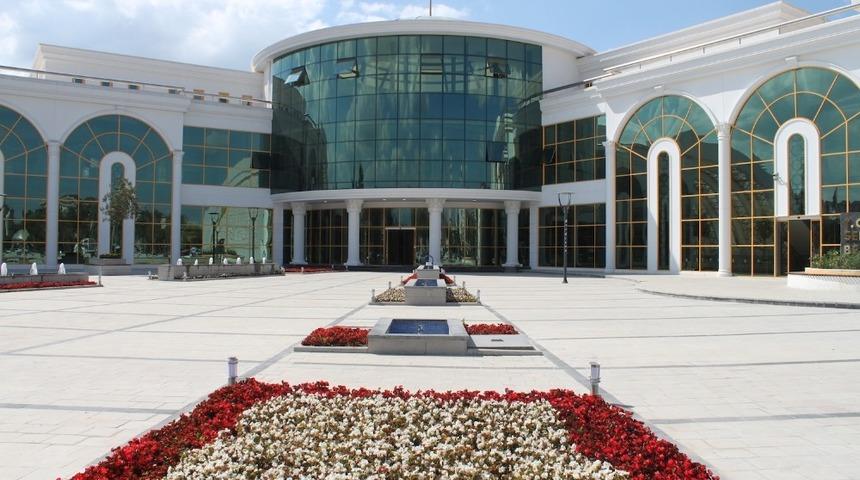 Serdivan Belediyesi&rsquo;nden &lsquo;Ulusal Bayram G&uuml;nleri Ruhsatı&rsquo; uyarısı