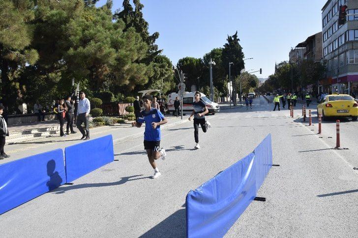 Burdur’da 96. Yıl Cumhuriyet Koşusu düzenlendi G3