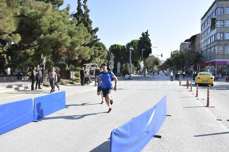 Burdur’da 96. Yıl Cumhuriyet Koşusu düzenlendi G4