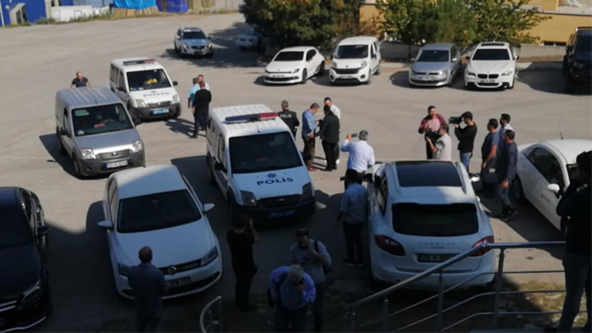 Denizlispor basın toplantısında silah skandalı