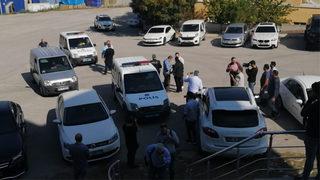 Denizlispor basın toplantısında silah skandalı