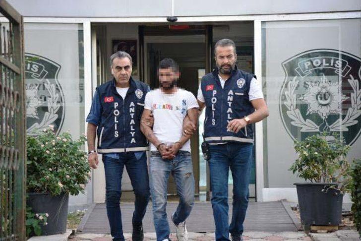 Antalya'da eşinin sevgilisini vuran adam adliyeye sevk edildi G4