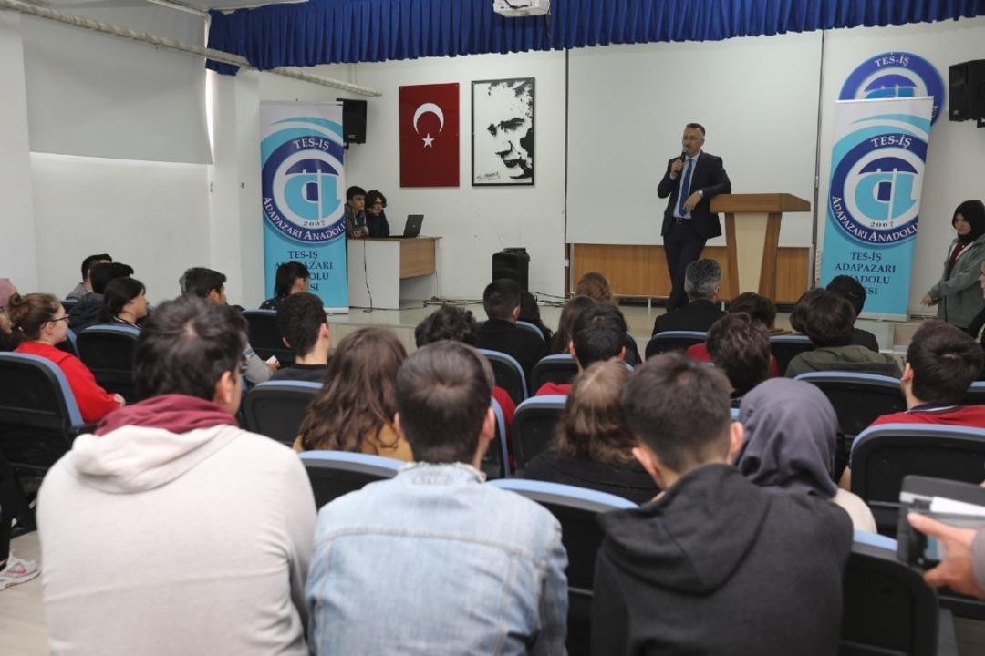 Başkan Işıksu&rsquo;dan gen&ccedil;lere &ouml;nemli mesajlar