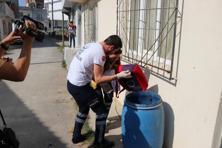 Bursa'da yeni doğan bebek çöp bidonunun yanında bulundu G2