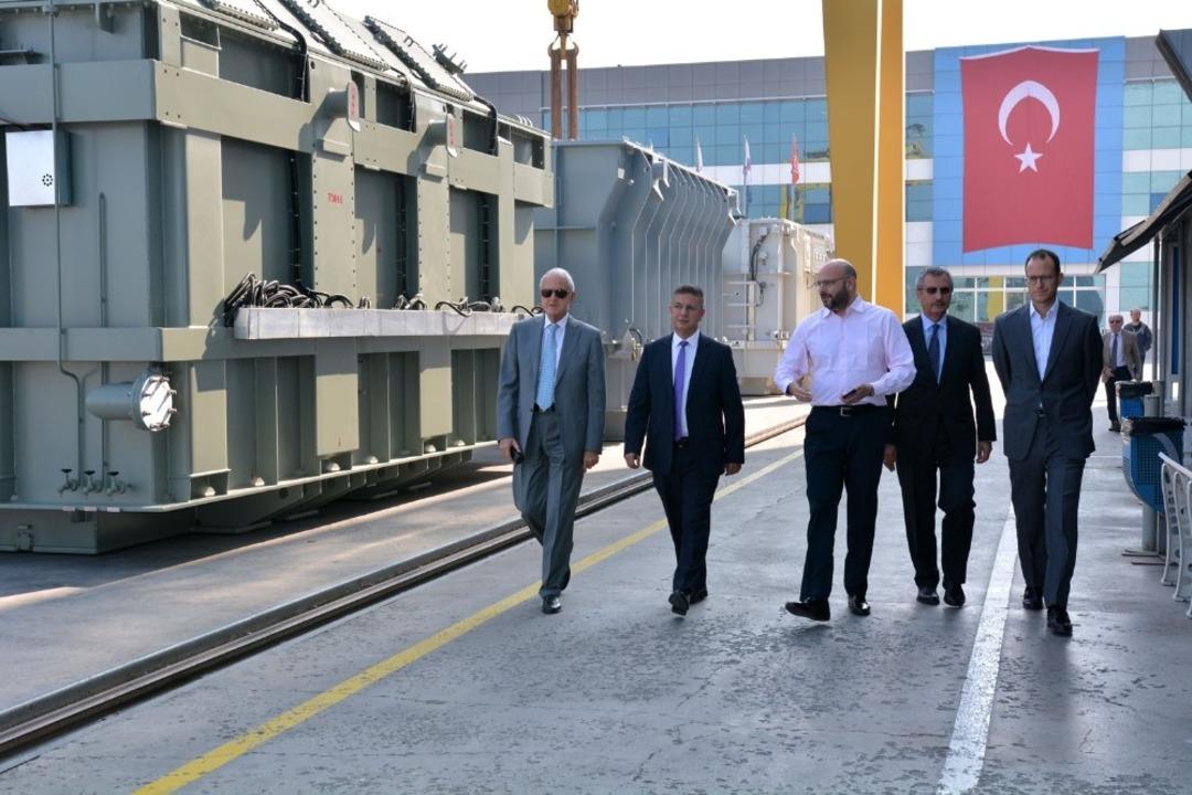 Rekt&ouml;r Prof. Dr. İlter Kuş&rsquo;tan, BEST A.Ş.&rsquo;ye ziyaret