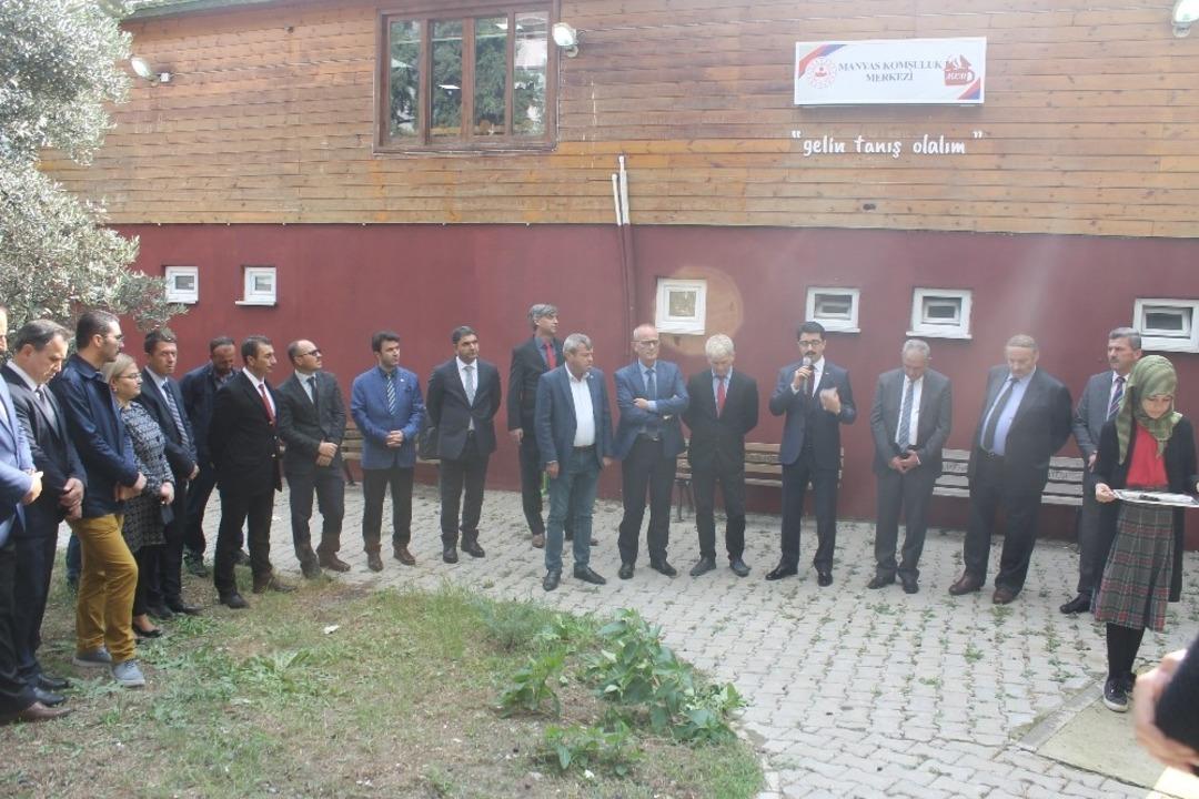 Manyas&rsquo;ta komşuluk merkezi a&ccedil;ıldı