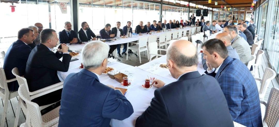 Başkan B&uuml;y&uuml;kakın, Gebzeli muhtarlarla buluştu