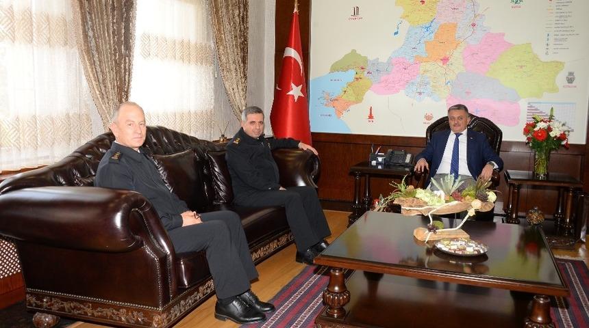 T&uuml;mgeneral Balıbek, Vali Yazıcı&rsquo;yı ziyaret etti