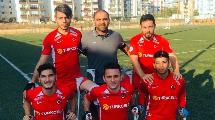 Şahinbey Ampute&acute;nin Milli Gururu