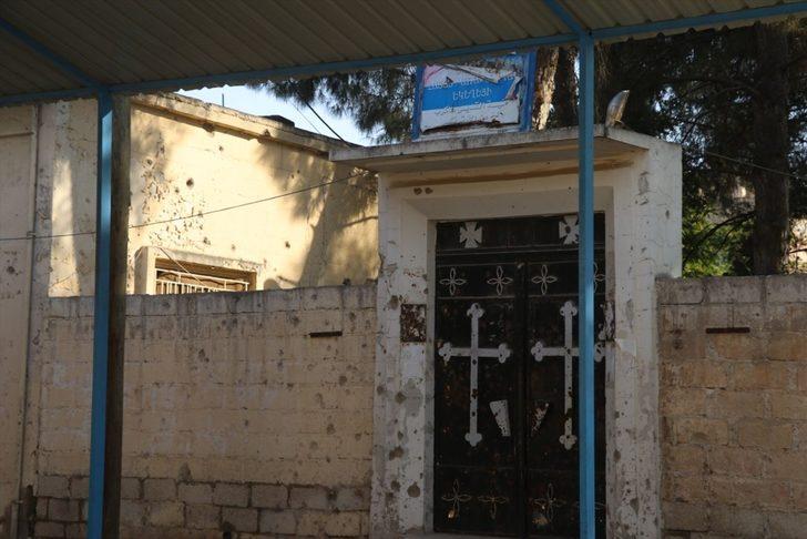 Terör örgütü YPG/PKK kiliseyi üsse çevirmiş!  G2