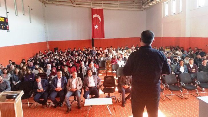 Kulu’da öğrencilere sınav eğitim semineri G2