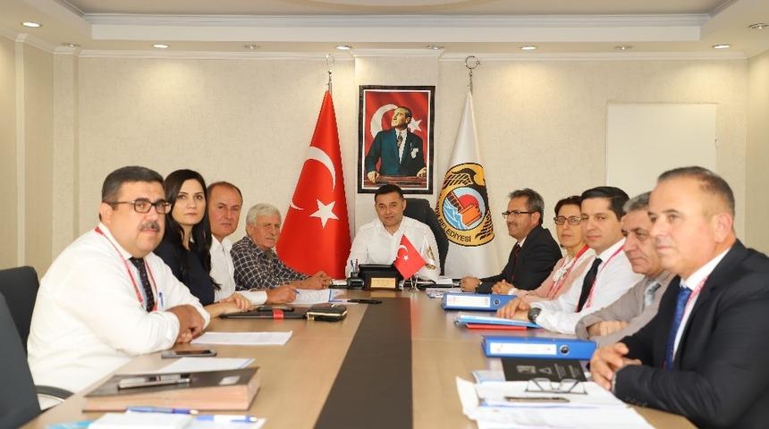 Başkan Y&uuml;cel&rsquo;den 29 Ekim&rsquo;de Fener Alayı ve konsere davet