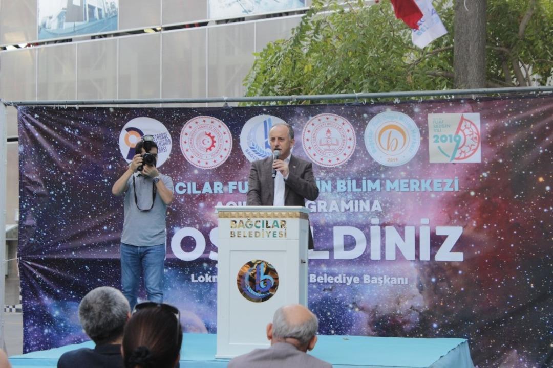 Prof. Dr. Fuat Sezgin&rsquo;in doğum yıl d&ouml;n&uuml;m&uuml;nde adına merkez a&ccedil;ıldı
