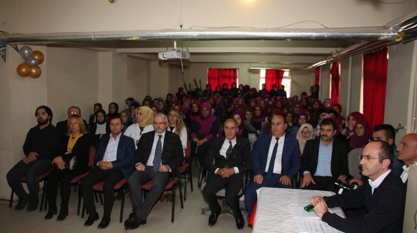 İmam Hatip Liselerinin kuruluş haftası kutlandı