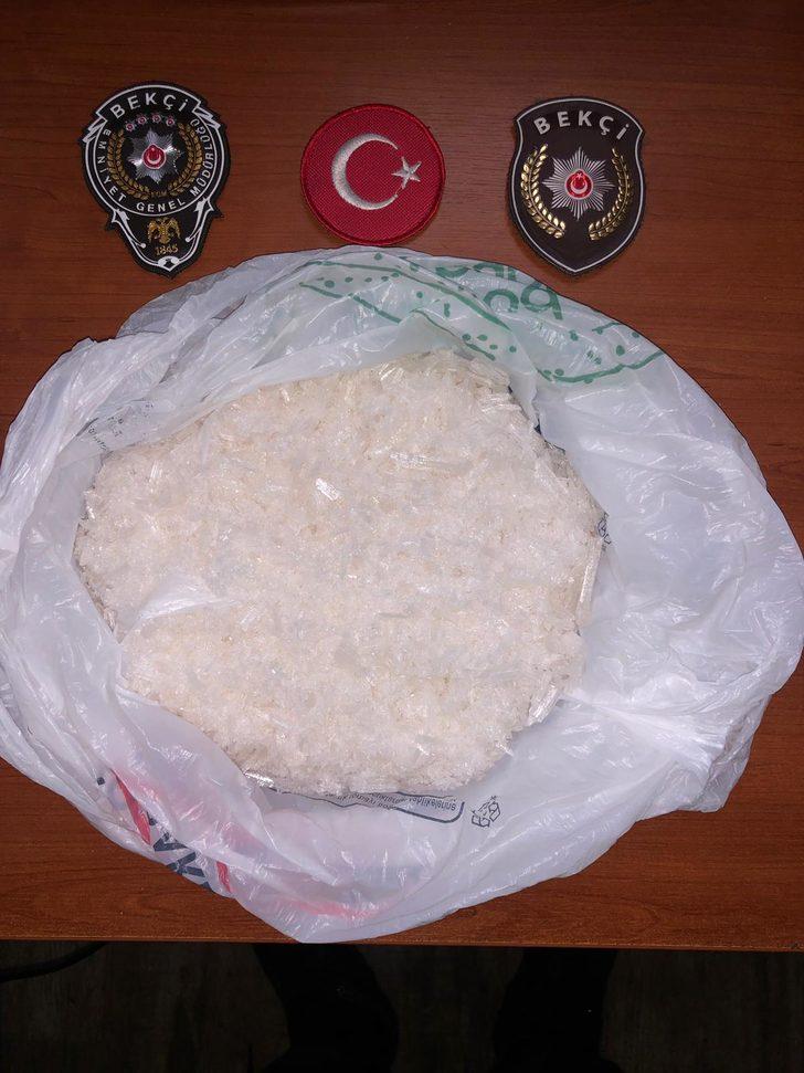 Fatih'te kafedeki uyuşturucu pazarlığı kamerada  G4