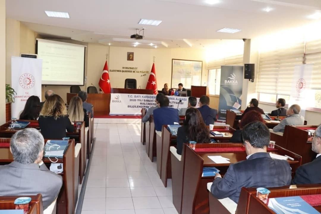 BAKKA&rsquo;nın bilgilendirme toplantısı Karab&uuml;k&rsquo;te devam etti