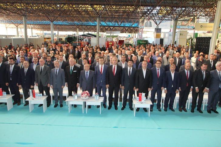Sakarya 2. Tarım Hayvancılık Makinaları, Teknolojileri ve Yem Fuarı kapılarını ziyaretçilere açtı G3