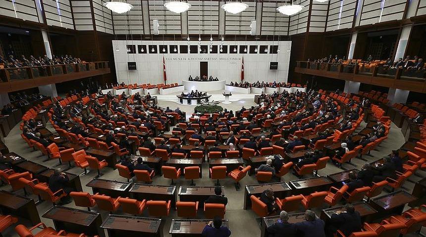 Sosyal medya düzenlemesi Adalet Komisyonu’nda kabul edildi