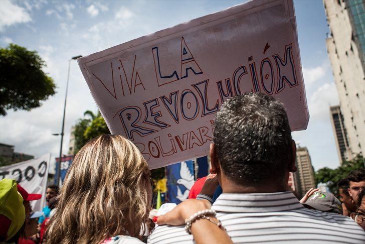 Venezuela'da protesto yürüyüşü G1