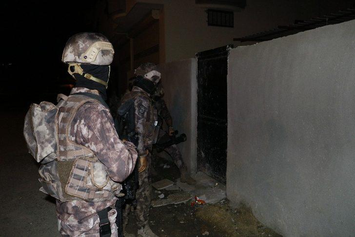 Adana'da terör operasyonu! 9 gözaltı G4